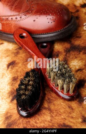 Herrenzubehör, Herrenzubehör, Lifestyle, Schuh, Stiefel, Braun, Reinigung, Dresscode, klassisch, Set, Foto Kazimierz Jurewicz, Schuhe, elegant, Stockfoto