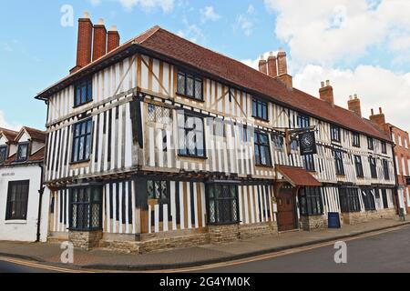 Falcon Hotel aus dem 16. Jahrhundert, Chapel Street, Stratford-upon-Avon, Warwickshire, England Stockfoto