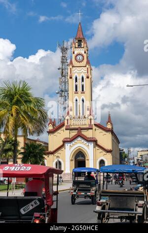 Kirche des heiligen Johannes des Täufers auf der Plaza de Armas, Iquitos, Peru Stockfoto