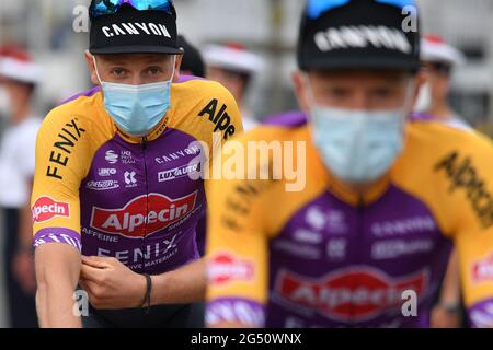 Der Belgier Tim Merlier von Alpecin-Fenix, abgebildet bei der Präsentation der Teams, die an der 108. Ausgabe der Tour de France Cycling ra teilnehmen Stockfoto