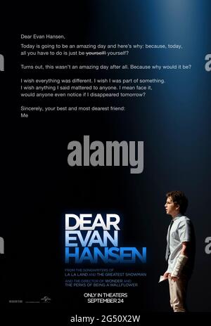 Dear Evan Hansen (2021) unter der Regie von Stephen Chbosky mit Ben Platt, Kaitlyn Dever und Amandla Stenberg. Großleinwand Adaptaiton des erfolgreichen Broadway-Musicals über Evan Hansen, einen High School Senior mit sozialer Angststörung und seine Reise der Selbstfindung und Akzeptanz nach dem Selbstmord eines Mitschüler. Stockfoto