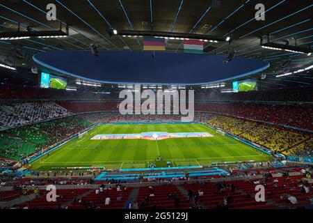 Allianz Arena inside mit Choreo im Gruppe-F-Spiel DEUTSCHLAND, Ungarn. , . in der Saison 2020/2021 am 23. Juni 2021 in München, Deutschland. Quelle: Peter Schatz/Alamy Live News Stockfoto