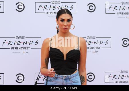 Tamara Joy, Comedy Central UKs FRIENDSFEST - VIP Arrivals, Clapham Common, London, Großbritannien, 24. Juni 2021, Foto von Richard Goldschmidt Stockfoto