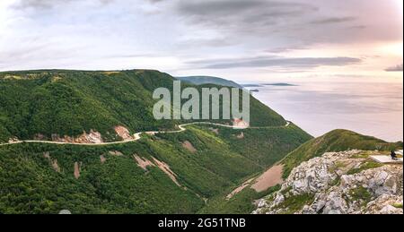 Ein Panoramablick vom Skyline Trail entlang des weltberühmten Cabot Trail, Cape Breton, Nova Scotia. Stockfoto