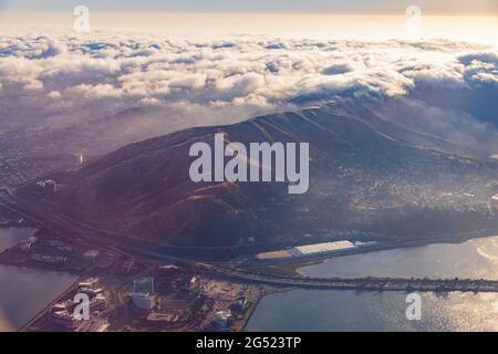 Luftaufnahme des San Bruno Mountain State and County Park in Kalifornien Stockfoto