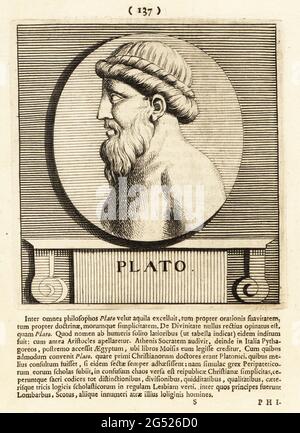 Plato, athenischer Philosoph während der klassischen Periode im antiken Griechenland, Gründer der platonistischen Denkschule und der Akademie. Kupferstich von Pieter Bodart (1676-1712) aus Henricus Spoor’s Deorum et Heroum, Virorum et Mulierum Illustrium Imagines Antiquae Illustatae, Gods and Heroes, Men and Women, Illustrated with Antique Images, Petrum, Amsterdam, 1715. Erstmals veröffentlicht als Favissæ utriusque antiquitatis Tam Romanæ quam Græcæ im Jahr 1707. Henricus Spoor war ein niederländischer Arzt, klassischer Gelehrter, Dichter und Schriftsteller, fl. 1694-1716. Stockfoto