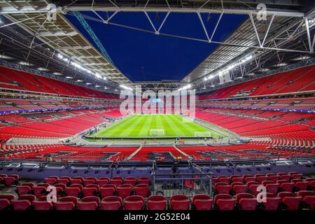 firo: 13.02.2019, Fußball, Fußball: UEFA, Champions League, CL, Saison 2018/2019, Runde 16, erste Etappe, Tottenham Hotspur - BVB, Borussia Dortmund Ubersicht Stadion, Gesamtansicht im Wembley-Stadion Stockfoto