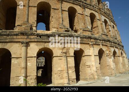 Das kolosseum von El Jem, das zweitgrößte in der römischen Welt Stockfoto