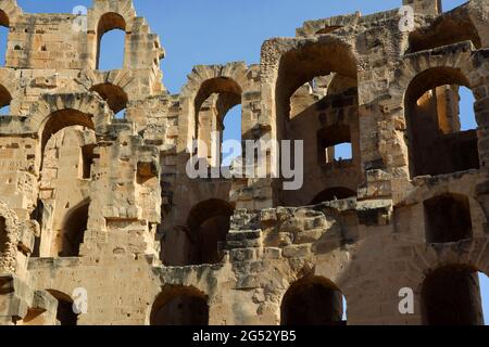 Das kolosseum von El Jem, das zweitgrößte in der römischen Welt Stockfoto