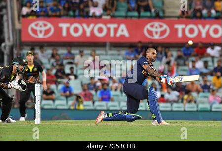 Indien übergab Australien nach seinem Sieg im T20-Spiel in Sydney, Australien, auf den zweiten Platz in der T20-Rangliste.Featuring: Shikhar Dhawan wo: Sydney, Australien Wann: 06 Dec 2020 Credit: WENN.com Stockfoto