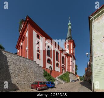 Loket, Tschechische Republik - 21. Juni 2021: Die mittelalterliche malerische Stadt Loket (Elbogen) im westlichen Teil der Tschechischen Republik Stockfoto