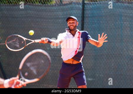 Mailand, Italien. Juni 2021. Sadio Doumbia während der ATP Challenger Milano 2021, Tennis Internationals in Mailand, Italien, Juni 25 2021 Quelle: Independent Photo Agency/Alamy Live News Stockfoto