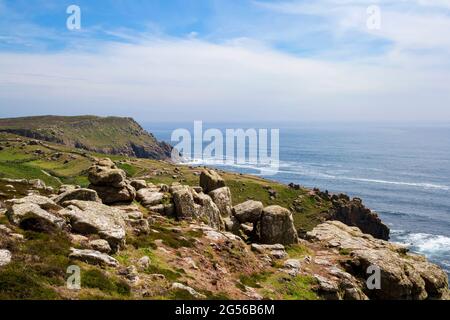 Blick auf die Penwith Heritage Coast am Ende des Landes, dem westlichsten Punkt Englands Stockfoto