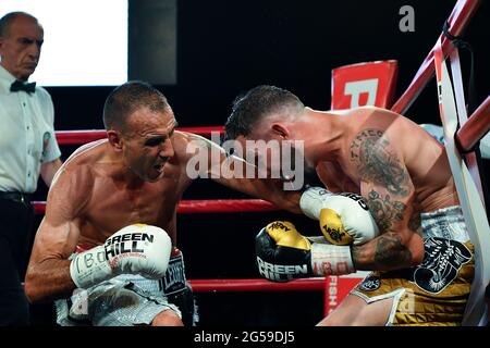 Civitavecchia, Italien. Juni 2021. Der Titel der IBO Mediterranean Middleweight geht an Emiliano Marsili. (Foto von Domenico Cippitelli/Pacific Press) Quelle: Pacific Press Media Production Corp./Alamy Live News Stockfoto