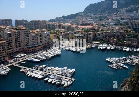 FONTVIEILLE, MONACO - JUNI 27 2019 : Luftaufnahme von Fontvieille. Stockfoto