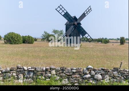 Windmühlen in Burgsvik-Hamra, Gotland, Schweden Stockfoto