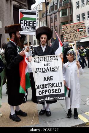 London, Großbritannien. Juni 2021. Volksversammlung, Nationale Demonstration durch das Zentrum Londons. Kredit: Matthew Chattle/Alamy Live Nachrichten Stockfoto
