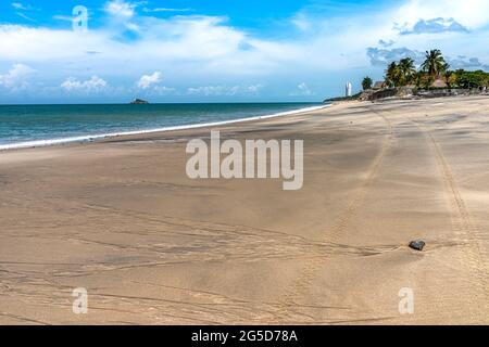 Landschaftsbild der Strandszene vom Strand Santa Clara an der Pazifikküste in Panama Stockfoto