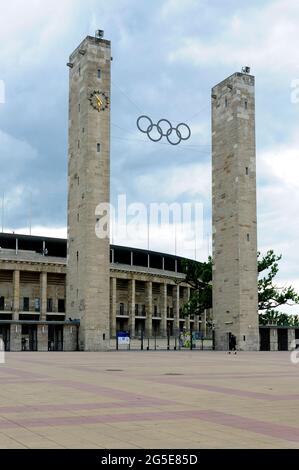 Olympiastadion, Geplant von Adolf Hitler für die Olympischen Spiele 1936,Olympiastadion, Berlin, Otto March, Hertha BSC Berlin, Berliner Olympiastadion, Stockfoto