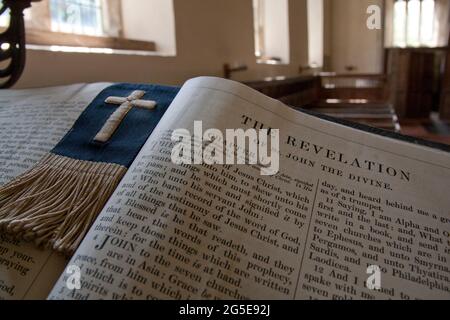 Church of St Mary & St Lawrence (CCT), Stratford Tony, bei Salisbury, Wiltshire, England Stockfoto