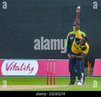 Birmingham, Großbritannien. Juni 2021. Bears Bowl Men's T20 Cricket - Birmingham Bears V Durham Credit: SPP Sport Press Foto. /Alamy Live News Stockfoto