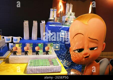 MIAMI, FL - 26. JUNI: Allgemeine Ansicht bei der Frühvorstellung von „The Boss Baby: Family Business“ am 26. Juni 2021 in Miami, Florida. (Foto von Alberto E. Tamargo/Sipa USA) Stockfoto