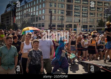 Berlin, Deutschland - 26. Juni 2021 - Christopher Street Day in Berlin, Deutschland Stockfoto