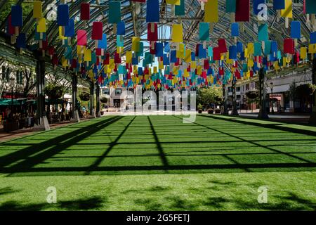 Reston, VA, USA - 25. Juni 2021. Ein Weitwinkelfoto des Pavillons im Stadtzentrum von Reston, VA. Stockfoto