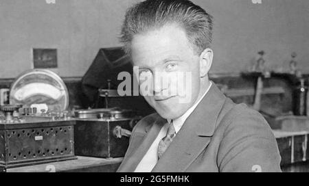 WERNER HEISENBERG (1901-1976) deutscher theoretischer Physiker um 1935 Stockfoto