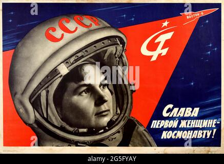 Vintage Poster Ruhm Für Die Erste Frau Kosmonauten Valentina Tereshkova, 1963 Stockfoto