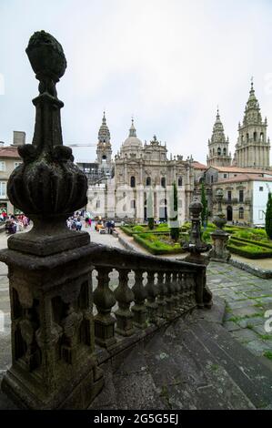SANTIAGO DE COMPOSTELA, SPANIEN - JUNI 26 2018 : Blick auf die Kathedrale von Saint James. Stockfoto