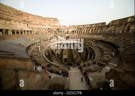 ROM, ITALIEN - APRIL 15 2018 : das Kolosseum. Stockfoto