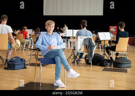 Phil Schaller bei den Proben zum Hope-Jubiläumskonzert (Hope-Gala) im ICD Int. Kongresszentrum Dresden. 26.06.2021 Stockfoto