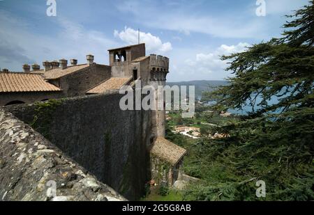 BRACCIANO, ITALIEN - APRIL 17 2018 : Burg Orsini-Odescalchi. Stockfoto