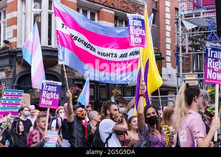 Dritte Auflage von London Trans Pride Stockfoto