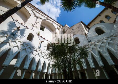 AMALFI, ITALIEN - APRIL 19 2018 : Kathedrale von Amalfi. Stockfoto