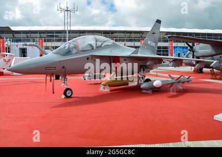 Alenia Aermacchi M346 Master Jet Trainer Flugzeug auf der Farnborough International Airshow Messe 2012, Großbritannien. Fortgeschrittener militärischer Jet-Trainer Stockfoto