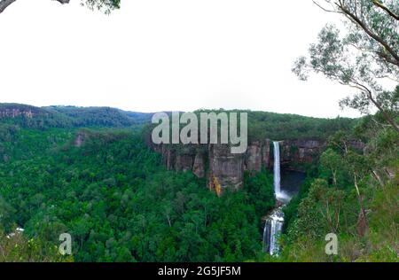 Wunderschön fließender Wasserfall River in Fitzroy Falls in Bowral NSW Australien Stockfoto