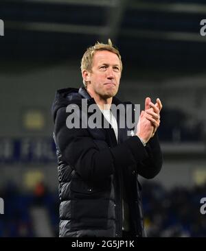 Brighton-Cheftrainer Graham Potter während des Premier League-Spiels zwischen Brighton und Hove Albion und Manchester City im American Express Stadium, Brighton, UK - 18. Mai 2021 Foto Simon Dack / Telefoto Images. - Nur für redaktionelle Zwecke. Kein Merchandising. Für Football Images gelten Einschränkungen für FA und Premier League, inc. Keine Internet-/Mobilnutzung ohne FAPL-Lizenz. Weitere Informationen erhalten Sie bei Football Dataco Stockfoto