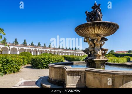 Renesancni Kvetna zahrada (17. stol., UNESCO), Kromeriz, Morava, Ceska republika / Renaissance Floral Garden, Kromeriz, UNESCO, Mähren, Tschechische republik Stockfoto