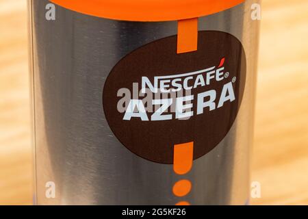 Dose Nescafe Azera entkoffeinierter amerikanischer Kaffee Stockfoto