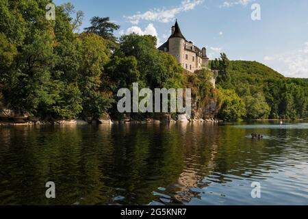 Château de la Treyne, an der Dordogne, in der Nähe von Lacave, Departement Lot, Frankreich, Europa Stockfoto