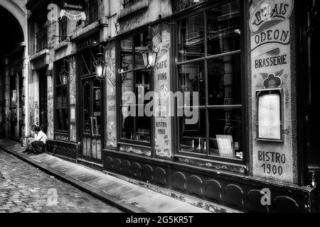 Relais Odeon, Café und Brasserie, schwarz-weiß, Paris, Frankreich, Europa Stockfoto