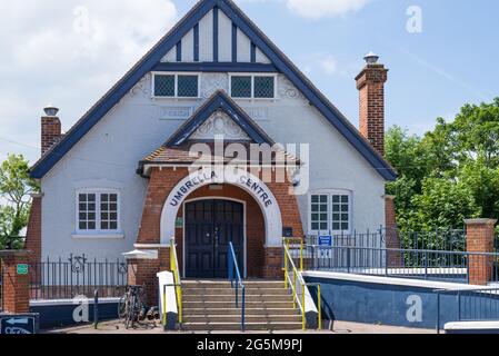 Whitstable Umbrella Community Support Center, eine Gemeinschaftshalle in der Oxford Street, Whitstable, Kent, England, Großbritannien Stockfoto