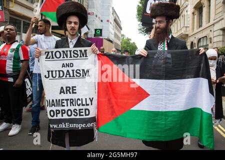London, Großbritannien. Juni 2021. Tausende von Menschen nehmen an der United Against the Tories Demonstration der Volksversammlung Teil. Kredit: Mark Kerrison/Alamy Stockfoto