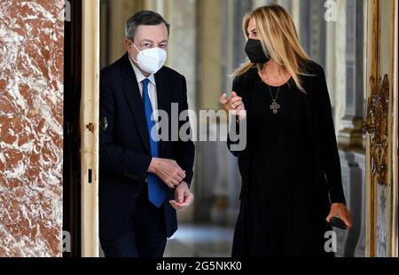 Rom, Italien. Juni 2021. Der italienische Premierminister Mario Draghi hat ihn vor seinem Treffen mit dem US-Außenminister Anthony Blinken im Palazzo Chigi in Rom gesehen. Kredit: SOPA Images Limited/Alamy Live Nachrichten Stockfoto