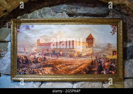 Ölgemälde - Kreva Castle - in Steinmauer Hintergrund Stockfoto
