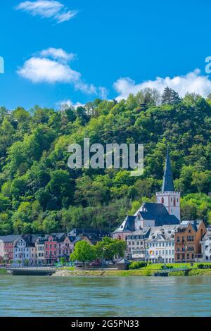 Stadtbild St. Goar mit evangelischer Stiftskirche, Oberes Mittelrheintal, UNESCO-Weltkulturerbe, Rheinland-Pfalz Deutschland Stockfoto