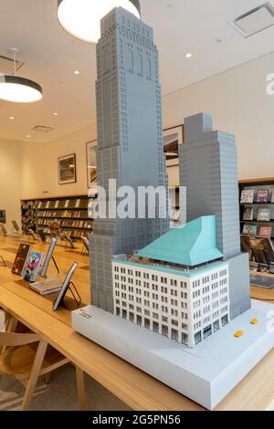 Die Stavros Niarchos Foundation Library (SNFL) befindet sich an der 455 Fifth Avenue, NYC, USA Stockfoto