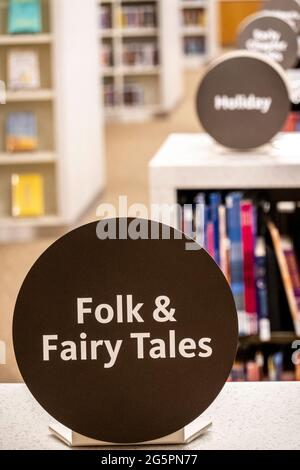 Die Stavros Niarchos Foundation Library (SNFL) befindet sich an der 455 Fifth Avenue, NYC, USA Stockfoto